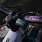 35 / 800 / 35mm OneUp E-Bike Carbon kormány 238g