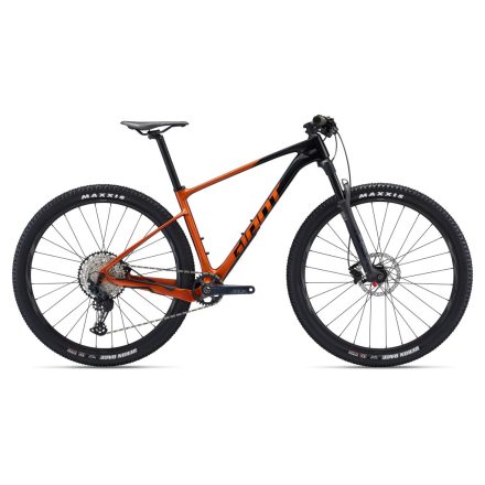 Giant XTC Advanced 29" -  2 (2022) Black/Amber Glow -   hardtail XC  mtb kerékpár