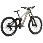 2024 Giant Glory Advanced Fox Factory Saint Carbon vázas DH kerékpár