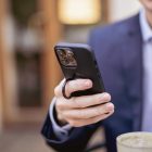 SP Connect Telefon tartó ujjhoz és asztal támasztó SPC+