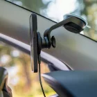 SP Connect okostelefon tartó szélvédőre vezeték nélküli töltővel, MagSafe okostelefon tartó