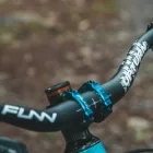 31.8 / 785 / 75mm FUNN UPTURN HIGH RISER HAJLÍTOTT KÉK KORMÁNY