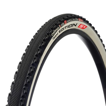 CHALLENGE galuska CHICANE TE TU 700x33 fekete/fehér