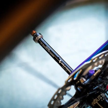 WOLF TOOTH rögzített tengely 1.0x165 12x148 Boost